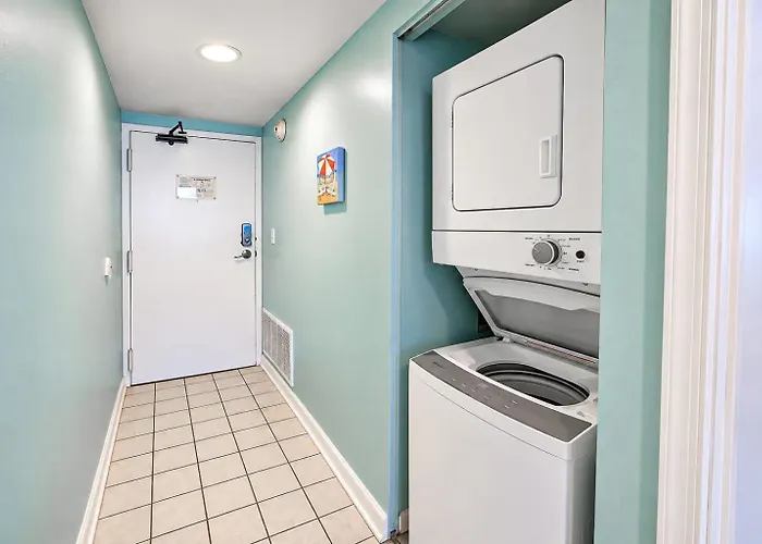 Golden Sands 1611 Apartment