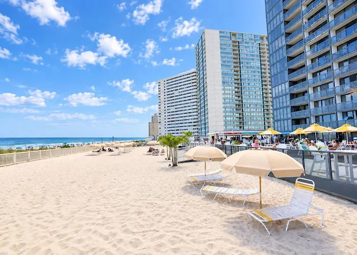 Golden Sands 1611 Apartment *